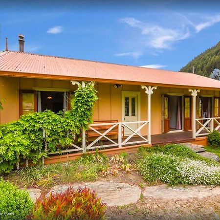 Central Peach - Queenstown Holiday Home Екстериор снимка
