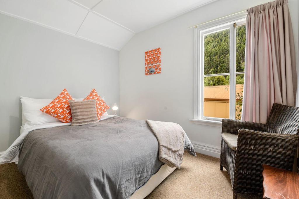 Central Peach - Queenstown Holiday Home Екстериор снимка